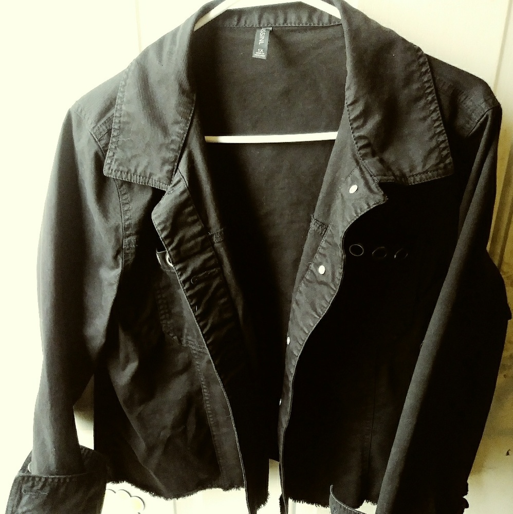 Black fashion jean jacket with roll up sleeves